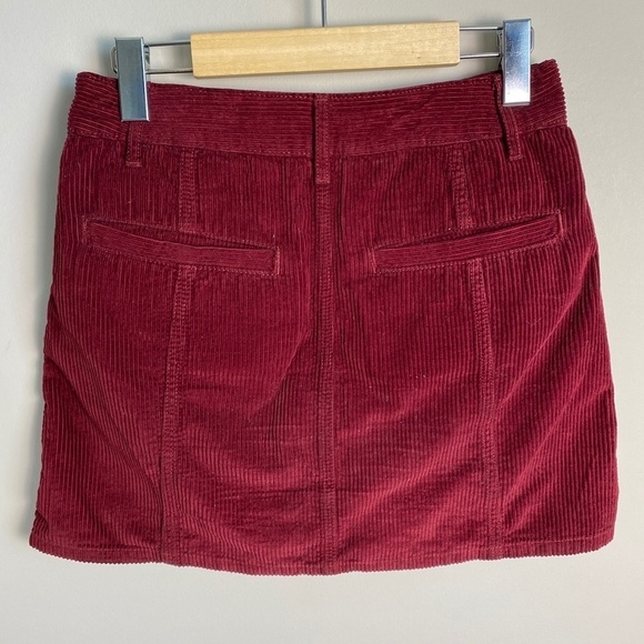 American Eagle Burgundy/Wine Women's Corduroy Button Up Front Mini Skirt Size 0 - Picture 5 of 15